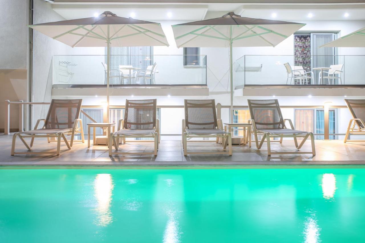 The Elegant Apartments Потос Екстериор снимка