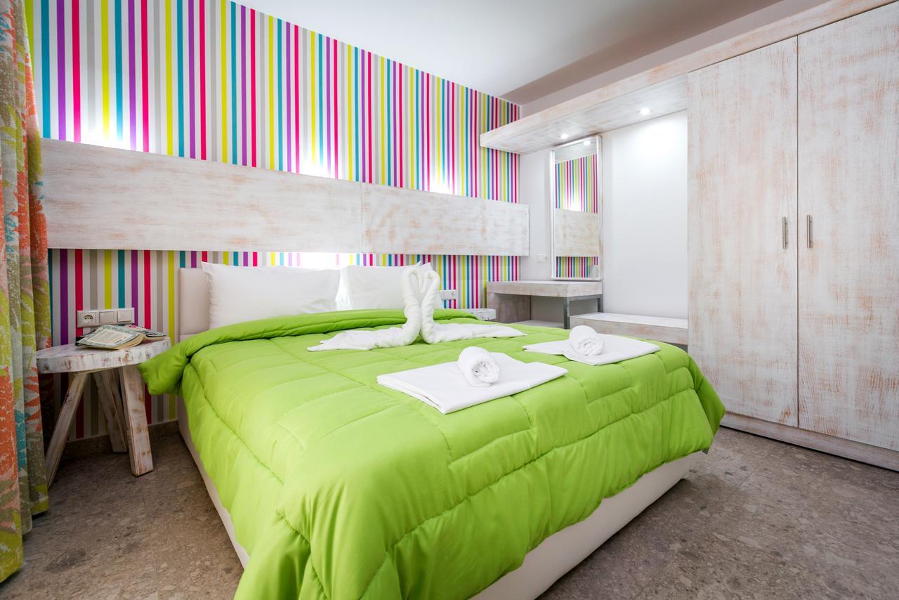 The Elegant Apartments Потос Екстериор снимка