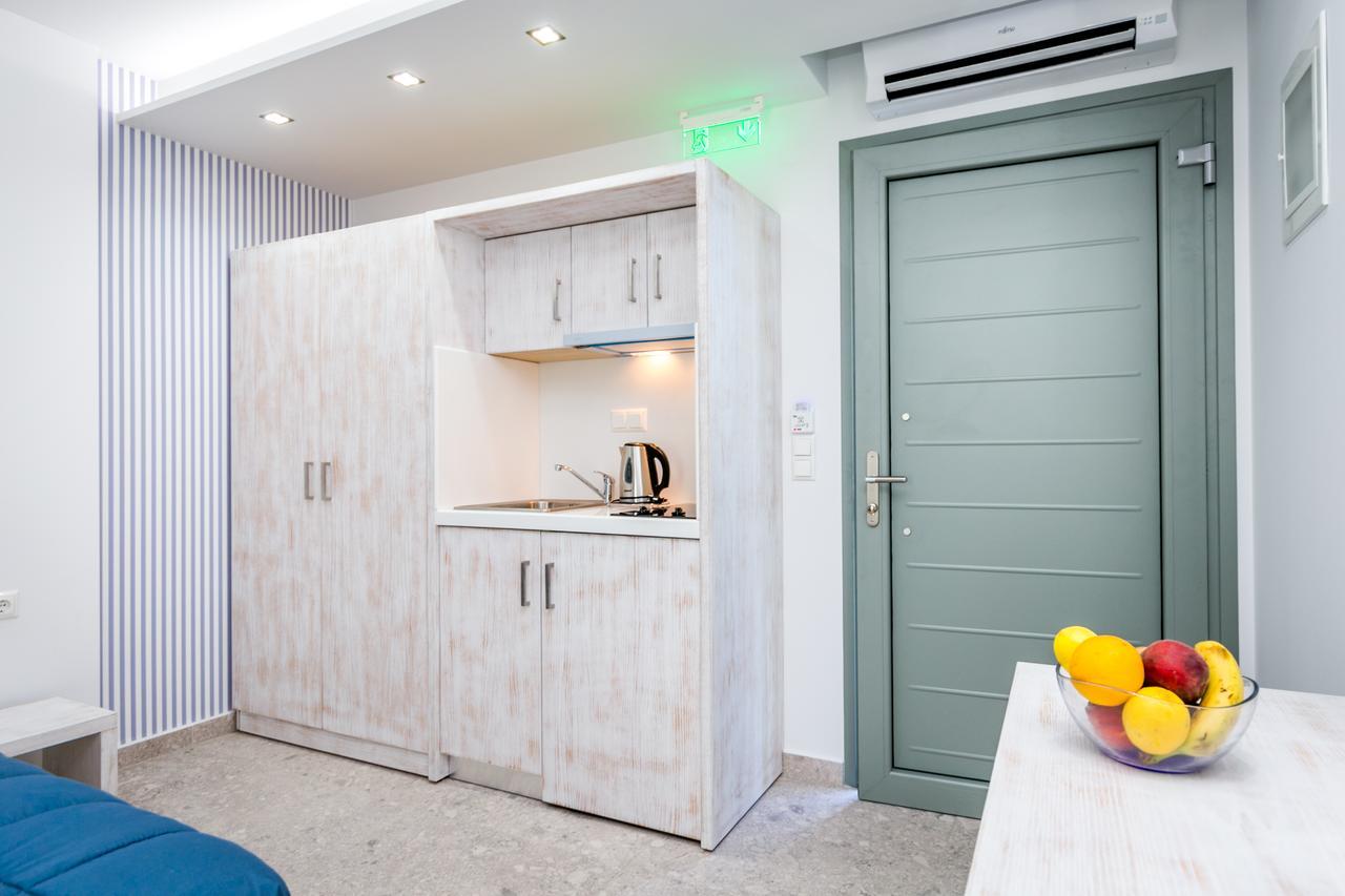 The Elegant Apartments Потос Екстериор снимка