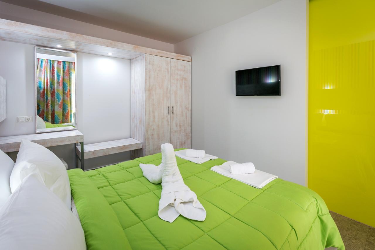 The Elegant Apartments Потос Екстериор снимка